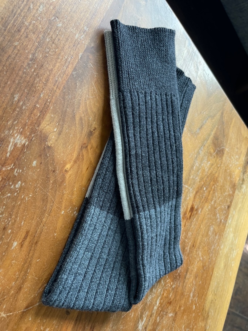 Women’s Ribbed Sloomb Wool Legwarmers - Black & Gray